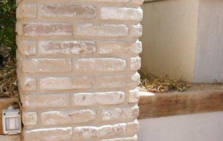 בריקים צרים לבנים לחיפוי חוץ