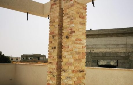 שאטו ברצלונה - חיפוי עמודים חיצוניים