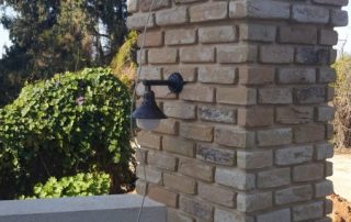 שאטו מונטילייה - חיפוי עמוד חוץ