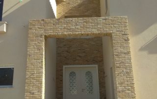 שאטו מונטילייה - חיפוי קירות חיצוניים